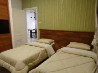 Golden Palace Hotel Apartments Các khách sạn ở 