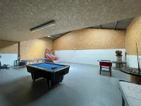 Acdc Glamping, Campervan , Caravan and Tent Resort Hotels in Fraserburgh