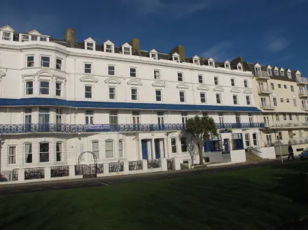 OYO the Southcliff Hotel