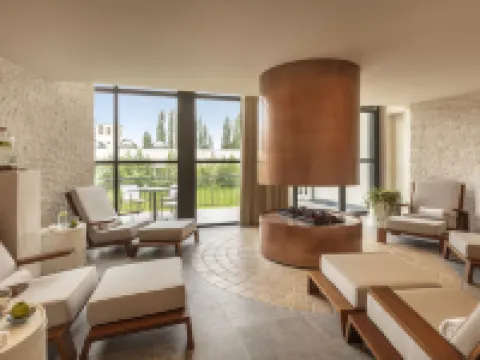 Le Grand Pavillon Chantilly Hotels in Oise