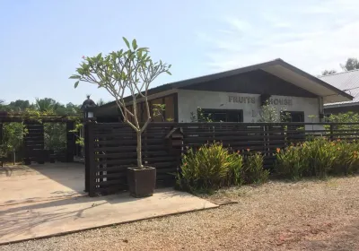 Kelulut Lodge Hotels near Manipal University College Malaysia | Muar Campus