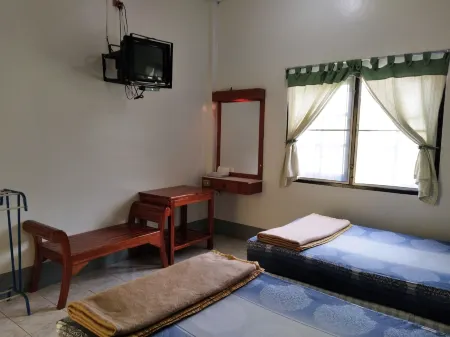 Klongyai Hotel Отели в г. Khlong Yai