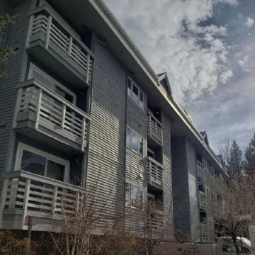 GetAways at the Lodge at Kingsbury Crossing