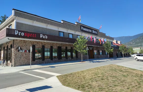 彭伯頓汽車旅館