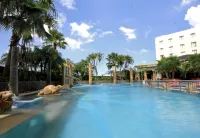 Hermes Palace Hotel Banda Aceh - Pools