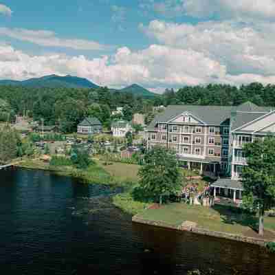 voco SARANAC LAKE NY - WATERFRONT Hotel Exterior