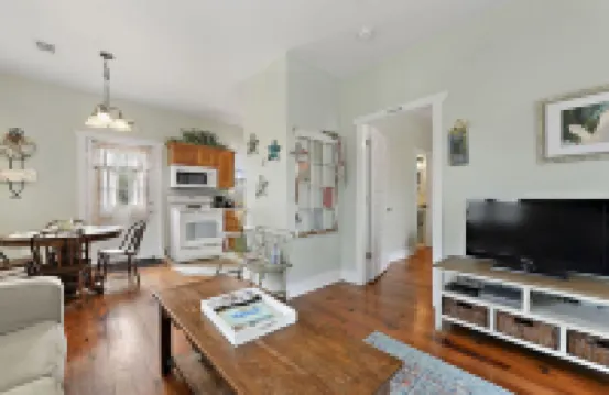Carroll House Cottages - Pet friendly