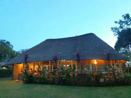 Bushbaby Lodge Отели в г. Муконо