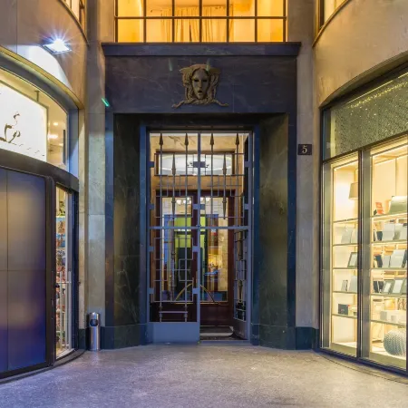 AH - Fashion District Отели рядом с достопримечательностью «Генеральное консульство Великобритании в Милане»