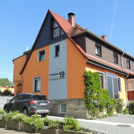 Pension 19