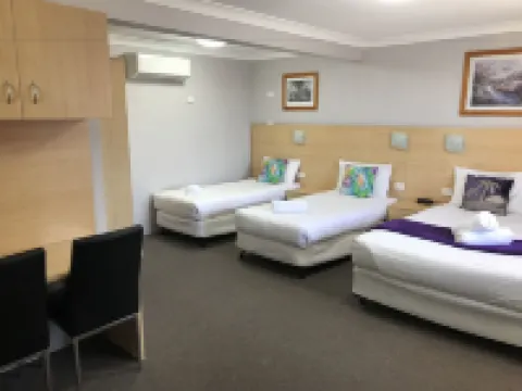 Hideaway Motor Inn Hotels in Armidale