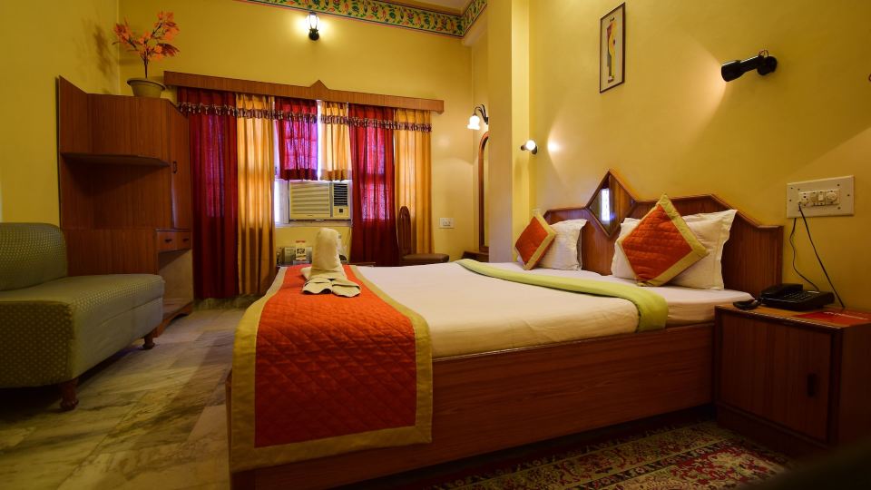 Hotel Bani Park Palace