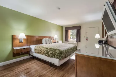 Econo Lodge Atlanta Airport East Hotels in Clayton County