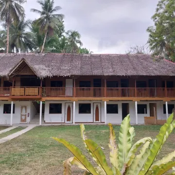 Loboc Nipa Hut Village