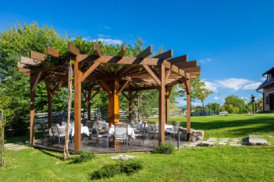 Fenomen Plitvice Resort Hotel a 