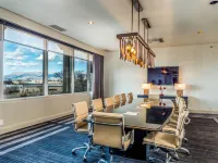 Sheraton Albuquerque Airport Hotel - 4-Star