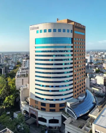 Hilton Porto Alegre Отели рядом с достопримечательностью «Public Library»