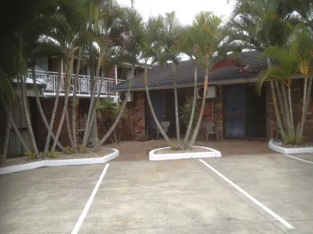 Logan City Motor Inn Отели рядом с достопримечательностью «Beenleigh railway station»