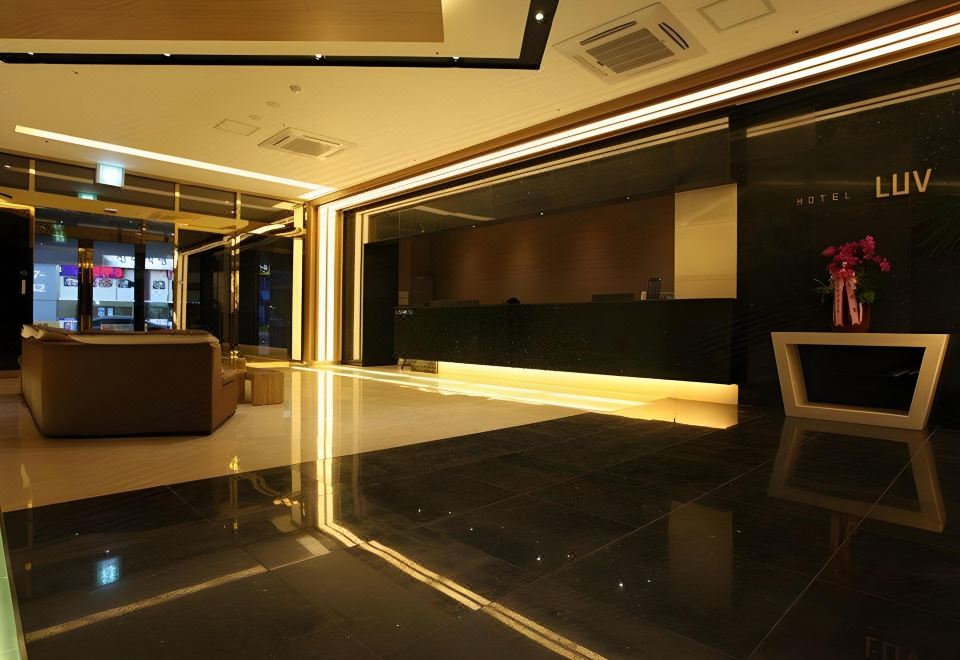 Hotel Amenities