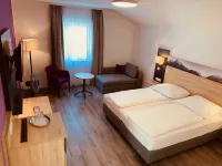 Pension Lindenhof Hotels in Grasbrunn