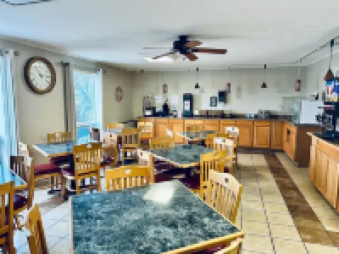 Ivey's Motor Lodge Hotels in Aroostook County