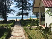 Gooddays Lanta Beach Resort Hotels near Saladan