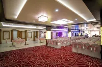 The Golden Apple Hotels in Lucknow