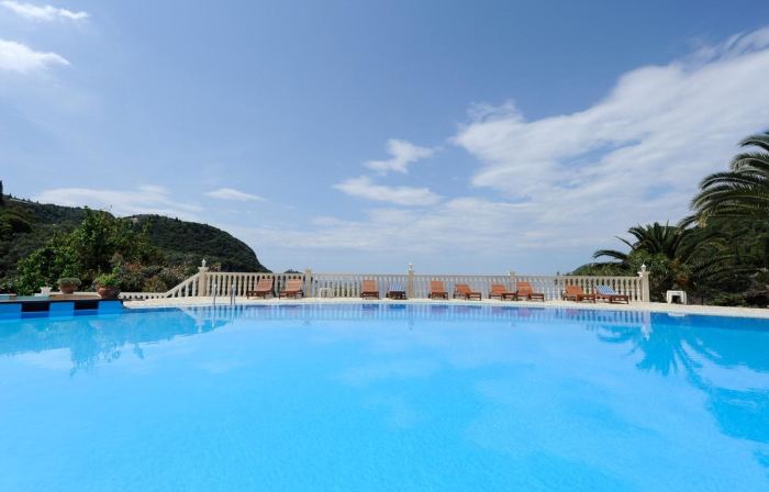 Blue Princess Beach Hotel & Suites