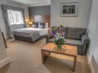 The Boleyn Hotel Hotels in Runnymede District
