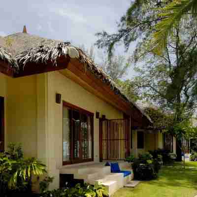 バーンサック ヴィレッジ Hotel Exterior