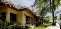 Bangsak Village - Adults Only Hotels near Wat Na Muang