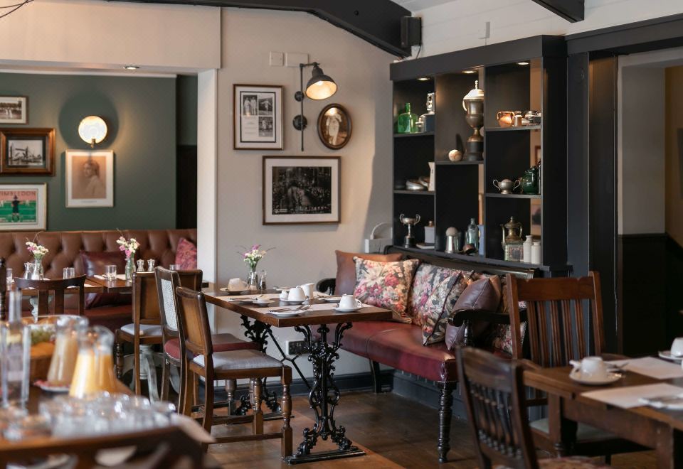 3. 로즈 앤드 크라..