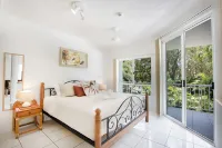 Golden Sands Beachfront Resort