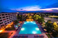 Nced Conference Center & Hotel