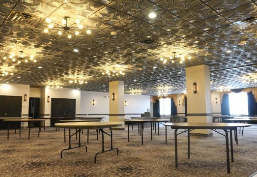 아메리칸 인 & 스위트 워터포드