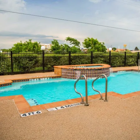 Sleep Inn & Suites University