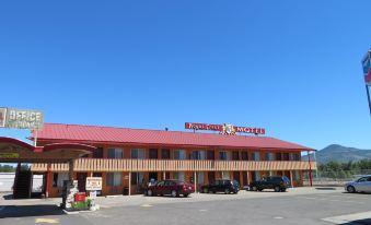 Royal Crest Motel