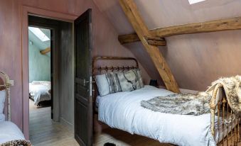 La Petite Foret Cottage in Brussels Countryside
