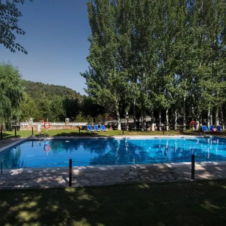 Hotel Panadería y Bungalows Ligüerre de Cinca,
