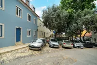 Beato Hub Residences - Perfect for Digital Nomads & Families Hoteles en Montijo