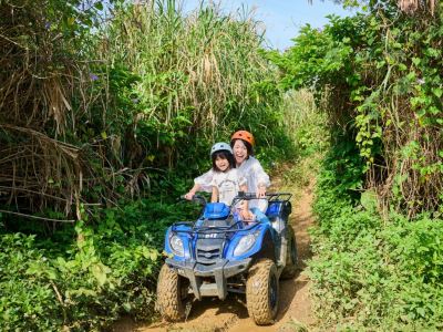 庭 ユインチホテル南城の写真