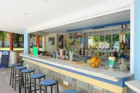 Melissa Apartments, Studios & Suites - Bar