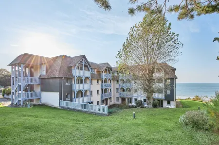 Résidence Pierre & Vacances les Tamaris