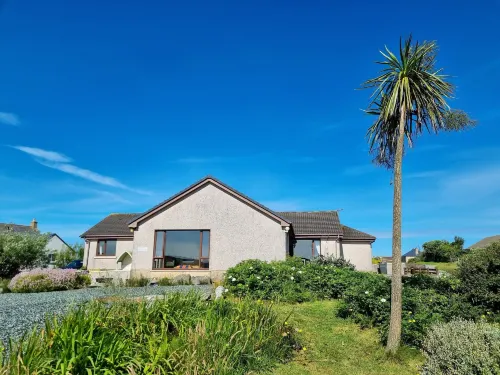 Brae Lea Guest House - Homestays