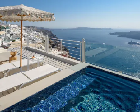 Nefeles Luxury Suites Hotels in Santorini