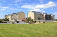 Connemara Sands Hotel & Spa Hotels near Clifden Castle