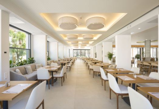 에라토 시사이드 호텔