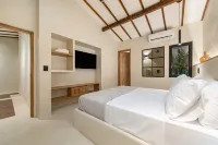 Provenza 6 Bedroom House by Housy Host