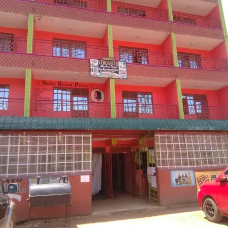 Veroanto Hotel