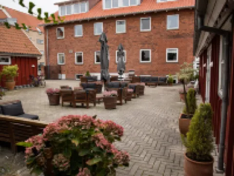 Hotel Sidesporet Hotels in Holbaek